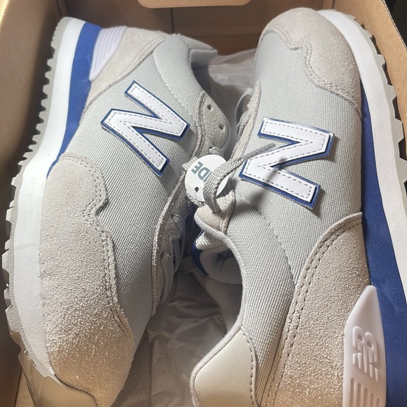 New balance never worn brand new size 8 half women’s - Picture 4 of 6